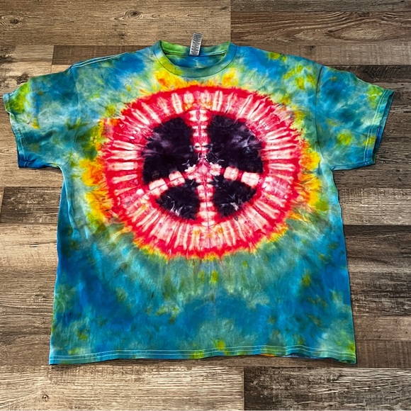 Handmade Tie Dyed peace sign shirt - Picture 3 of 8